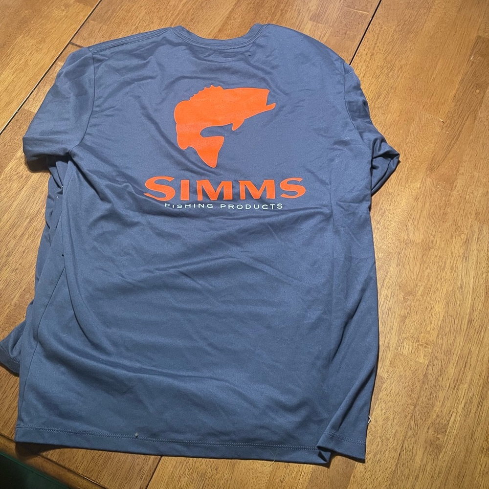 Simms long sleeve. Like new.